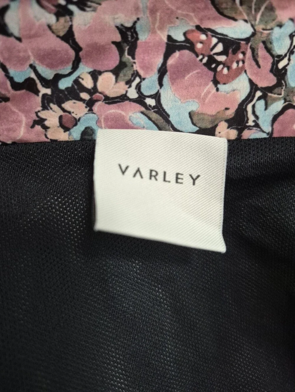 Varley Kallin Floral Athletic Running Shorts Lined 1.5